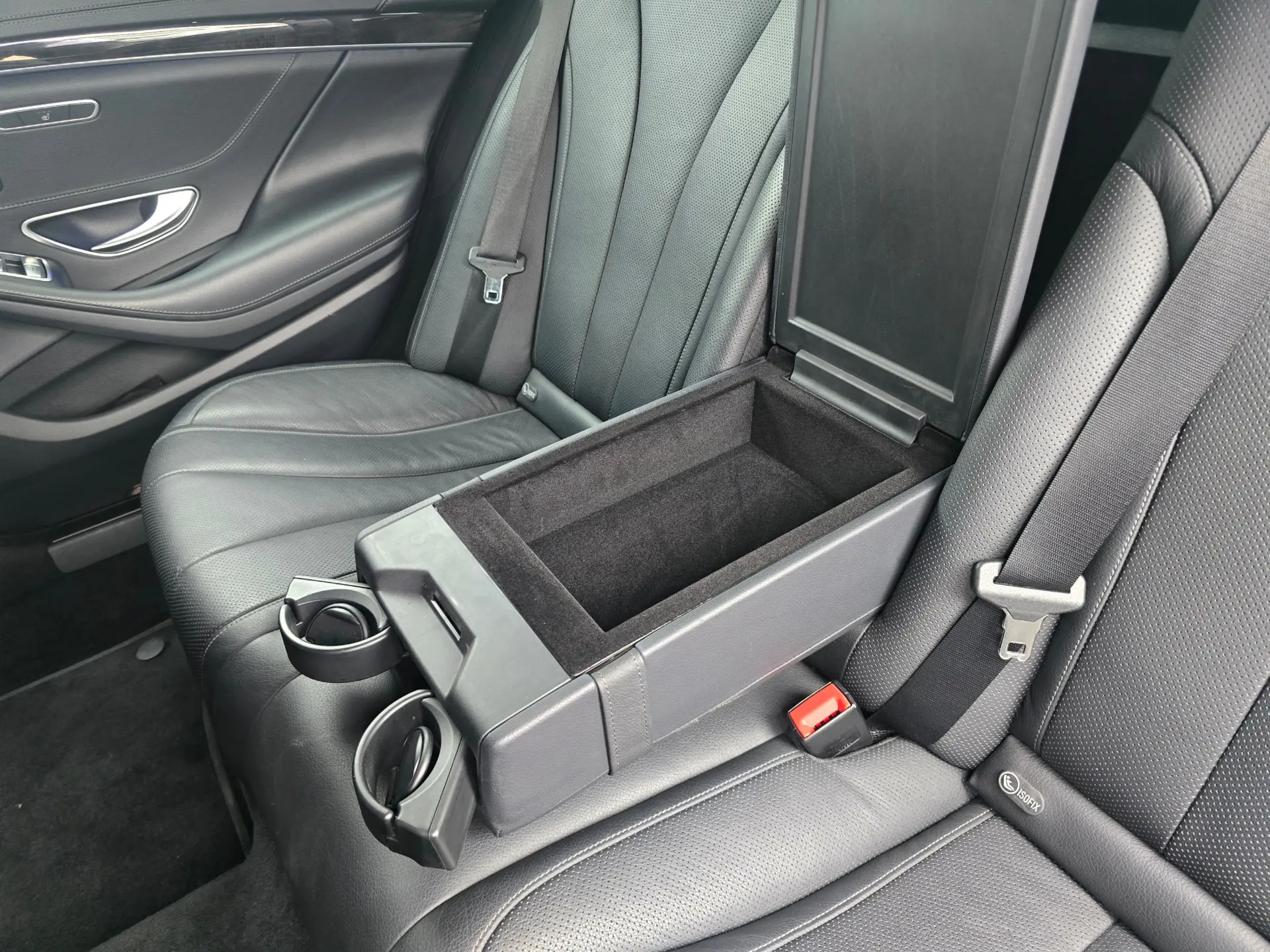 Mercedes-Benz S 350 d 4Matic 9G-TRONIC 36