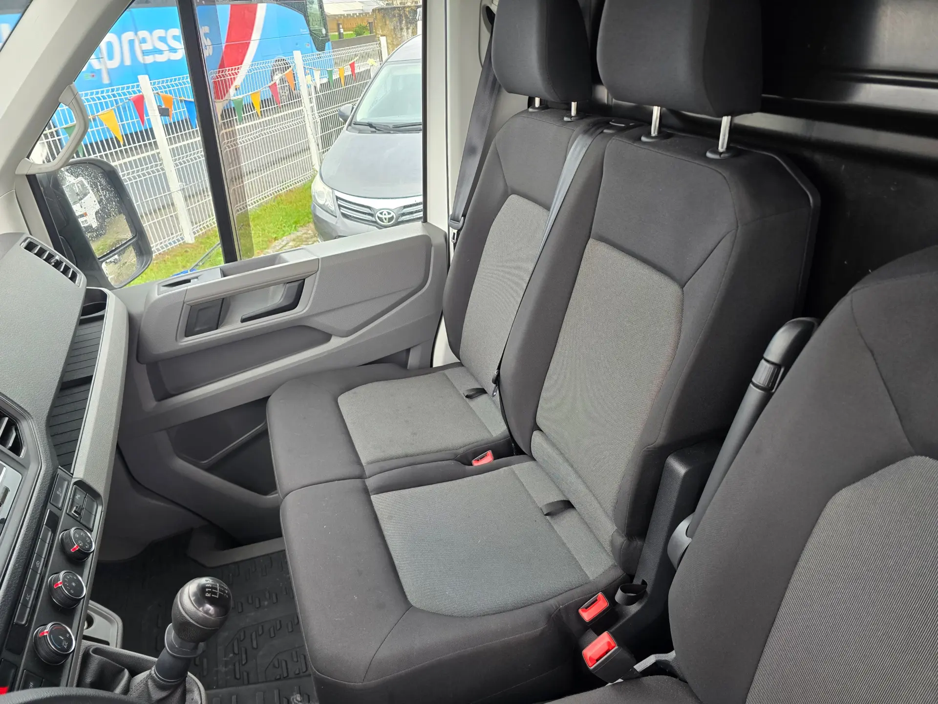 Volkswagen Crafter 35 2.0 TDI L4H3 22