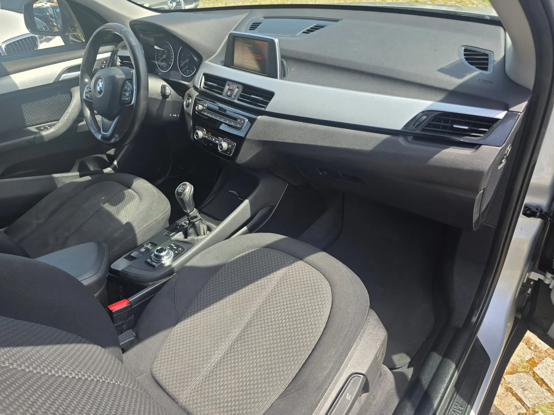 BMW X1 16 d sDrive 19