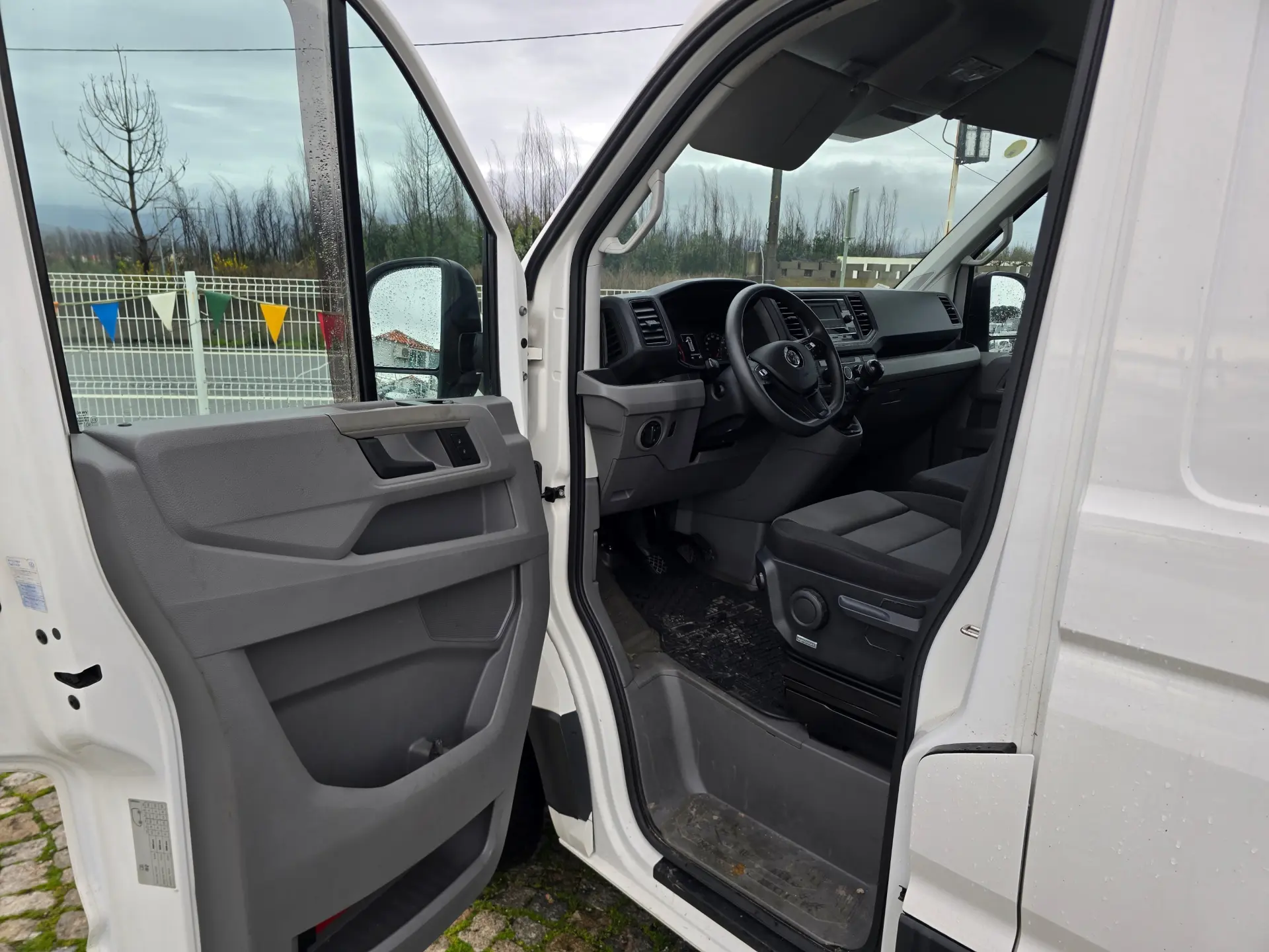 Volkswagen Crafter 35 2.0 TDI L4H3 11