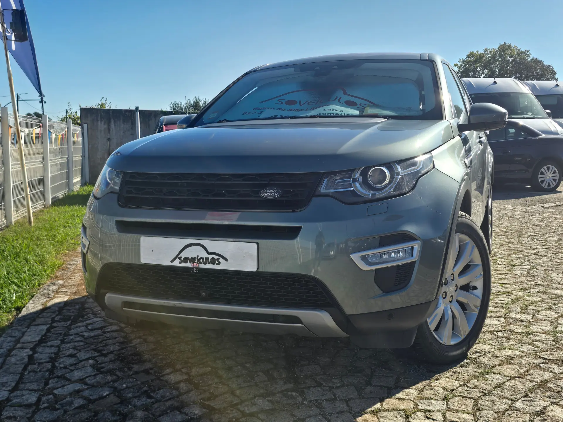 Land Rover Discovery Sport 2.0 TD4 HSE Luxury 7L Auto 2