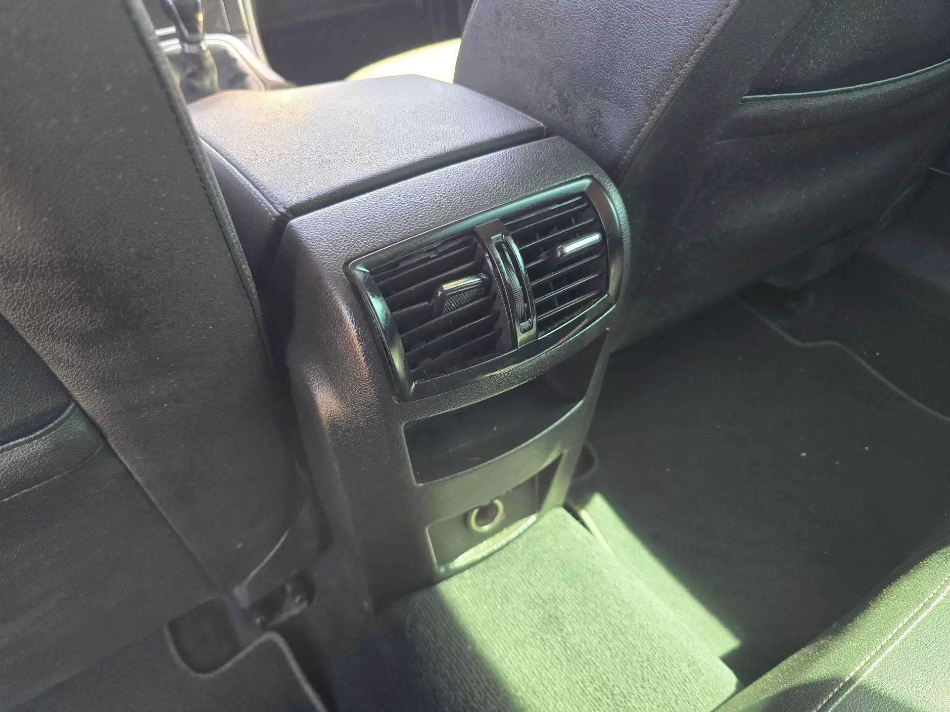 Opel Insignia Sports Tourer Outro 25