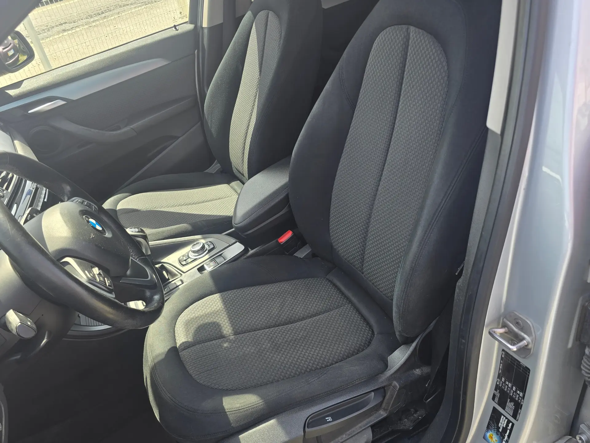 BMW X1 16 d sDrive 9