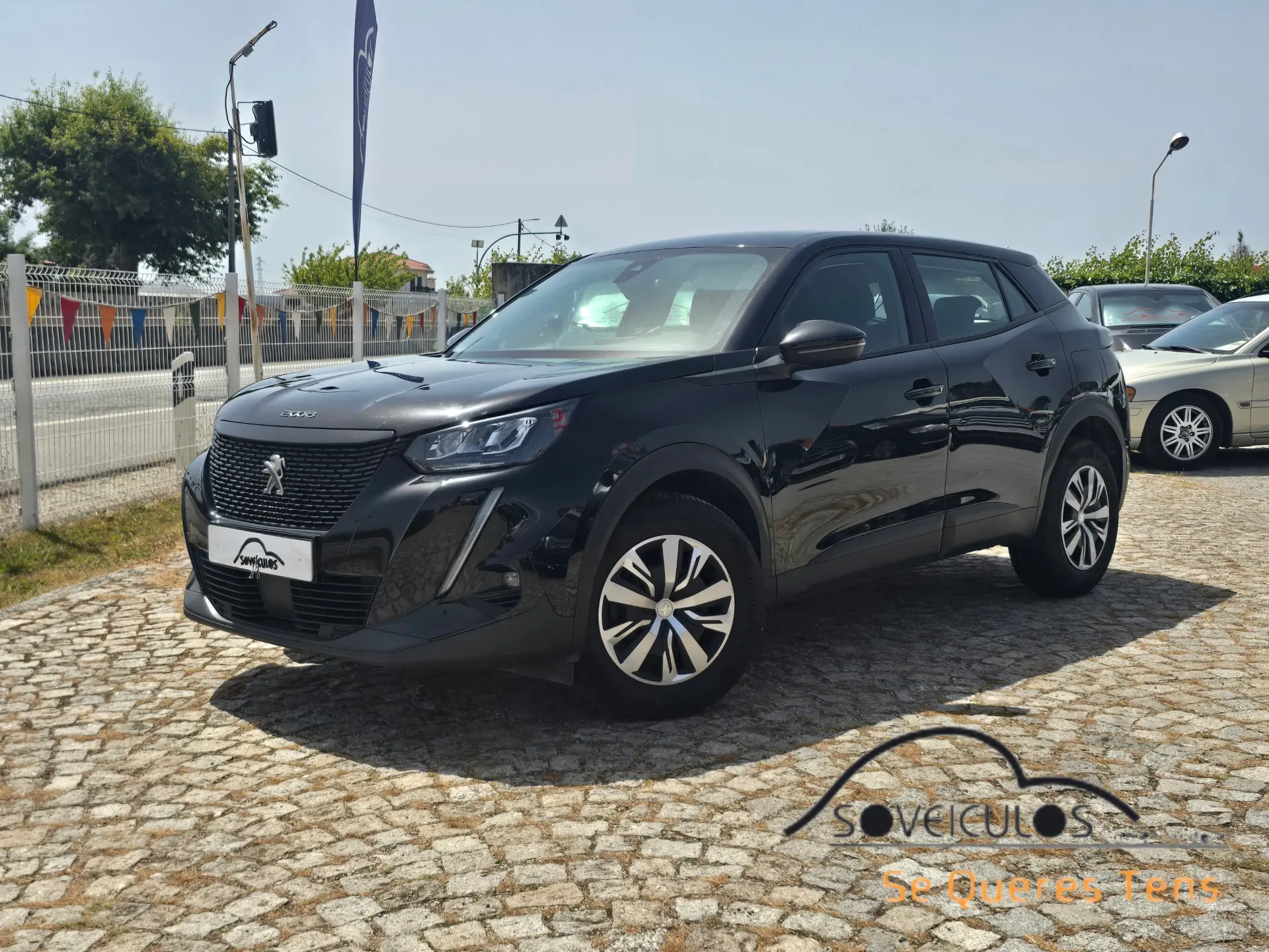 Peugeot 2008 Benzin 100 Allure 1