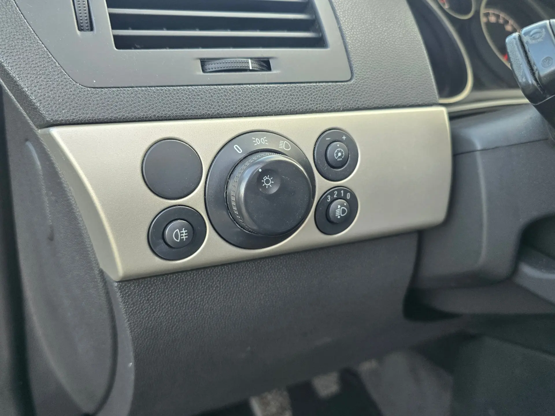 Opel Astra 1.3 CDTI Enjoy EcoFLEX 9