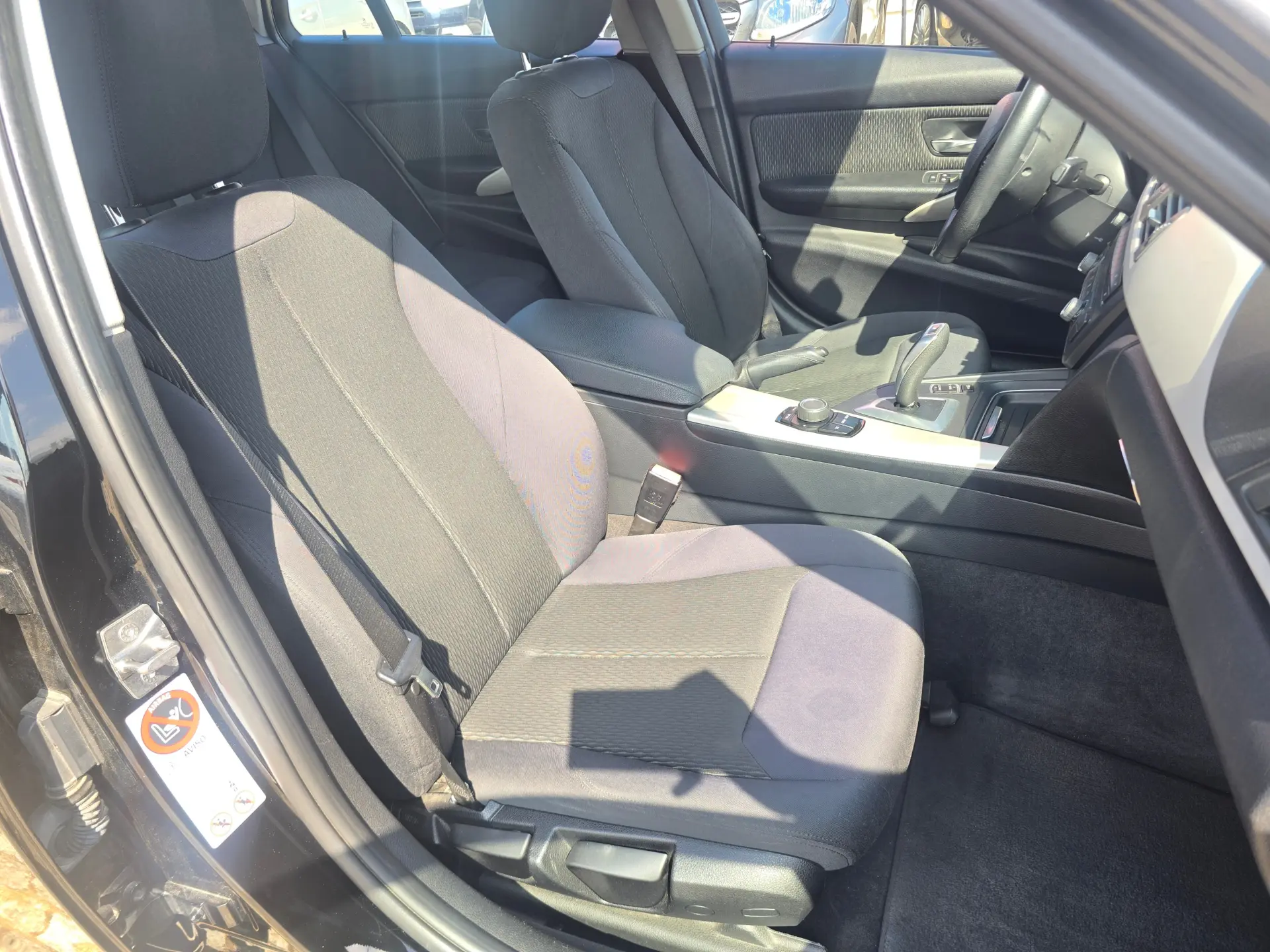 BMW 318 d Auto Line Modern 21