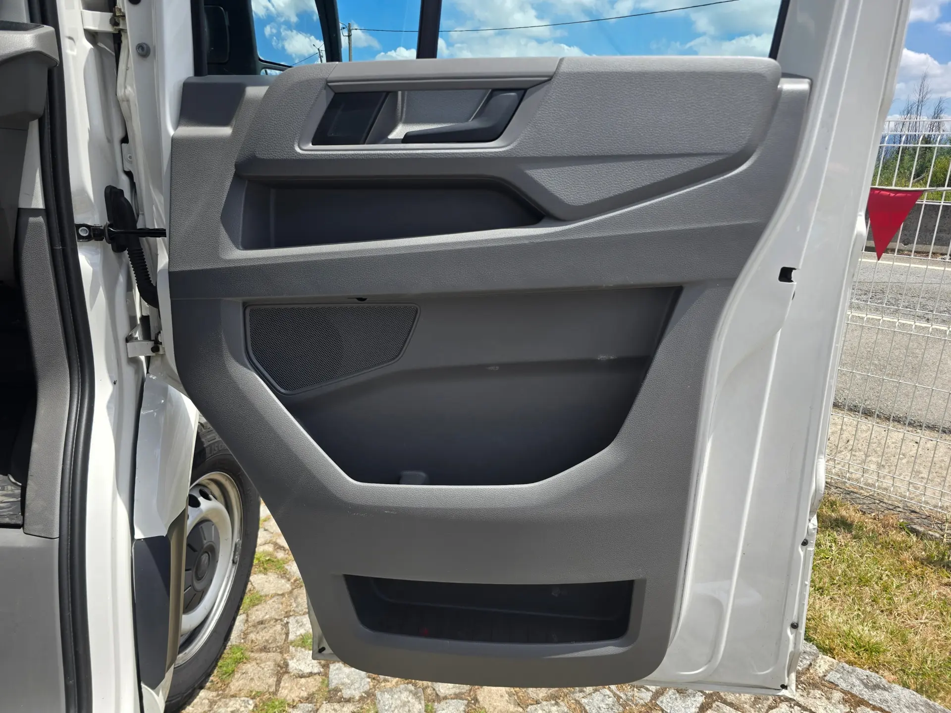 Volkswagen Crafter 35 2.0 TDI L4H3 Net Aut. 18