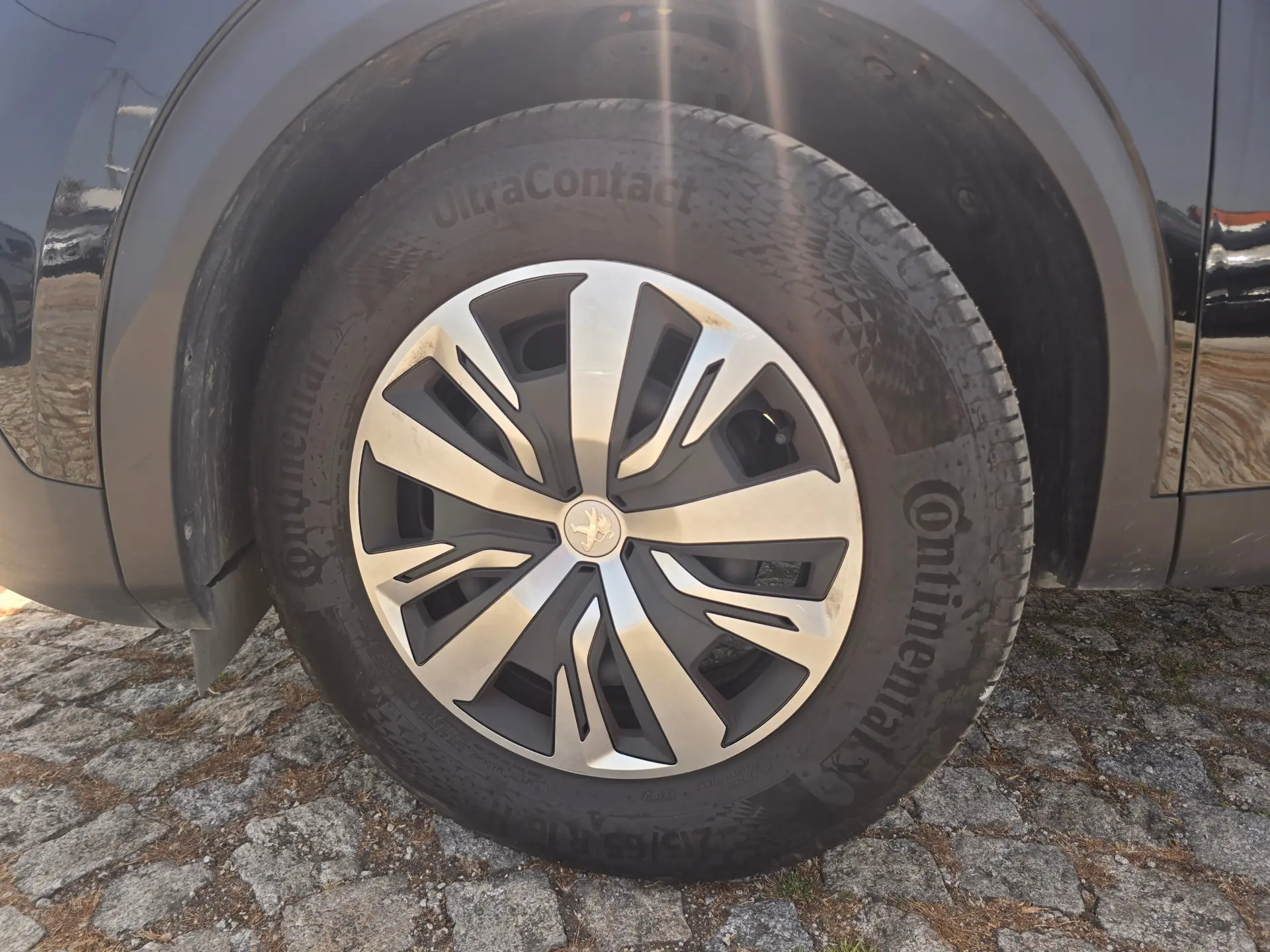 Peugeot 2008 Benzin 100 Allure 7