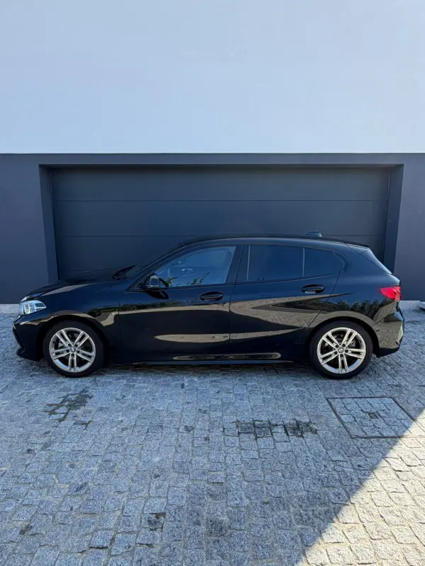 BMW 116 d Pack Desportivo M Auto 13