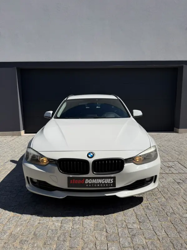 BMW 318 d Auto Line Luxury 3
