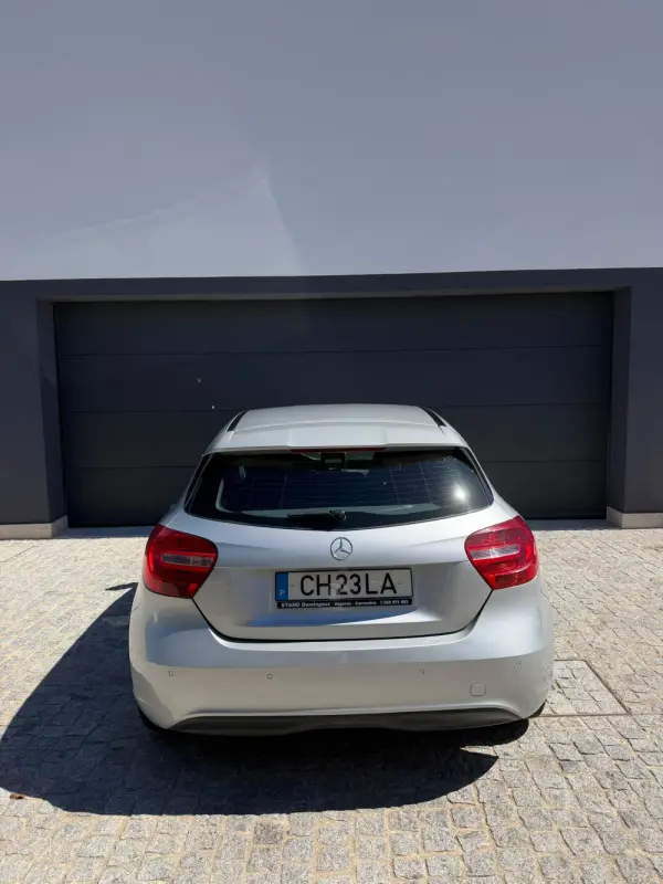 Mercedes-Benz A 180 d 7G-DCT Urban 4