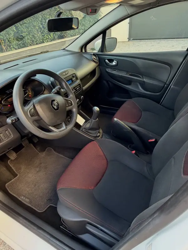 Renault Clio 1.5 dCi Zen 9