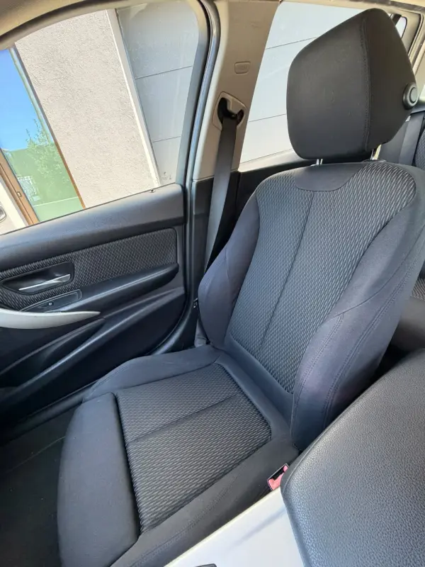 BMW 318 d Auto Line Luxury 7