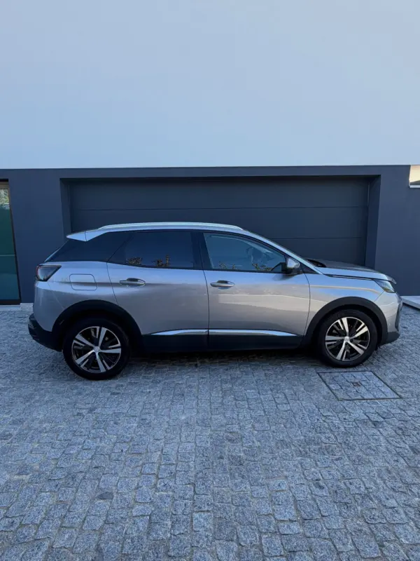 Peugeot 3008 1.5 BlueHDi Allure Pack EAT8 2