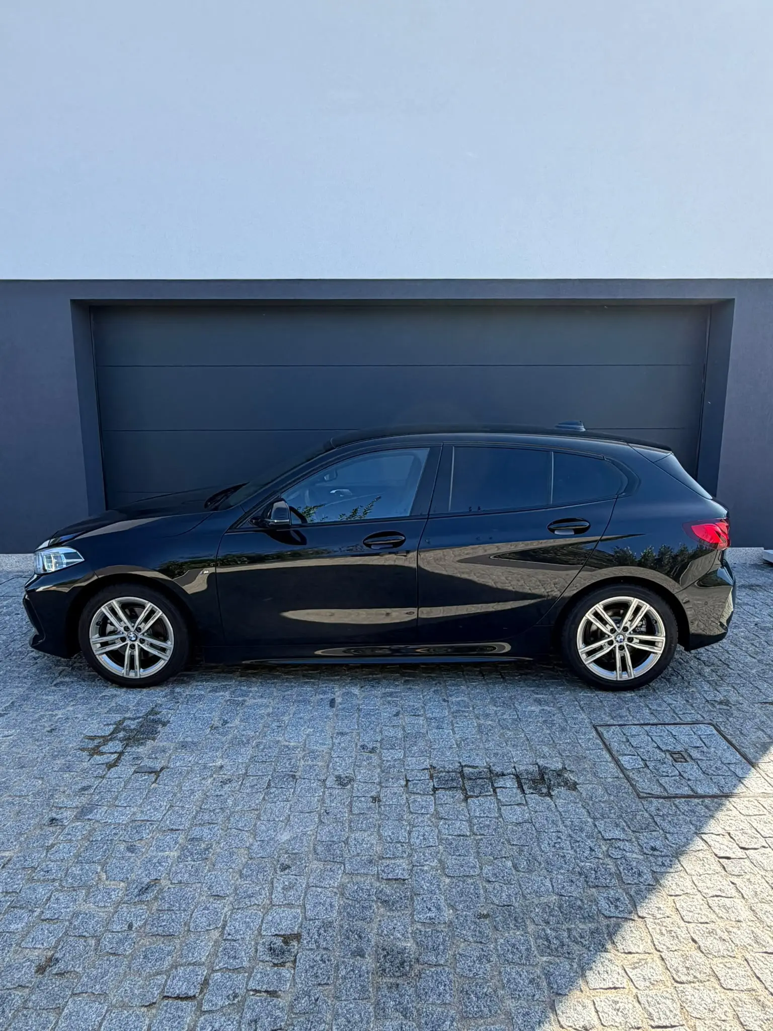 BMW 116 d Pack Desportivo M Auto 13