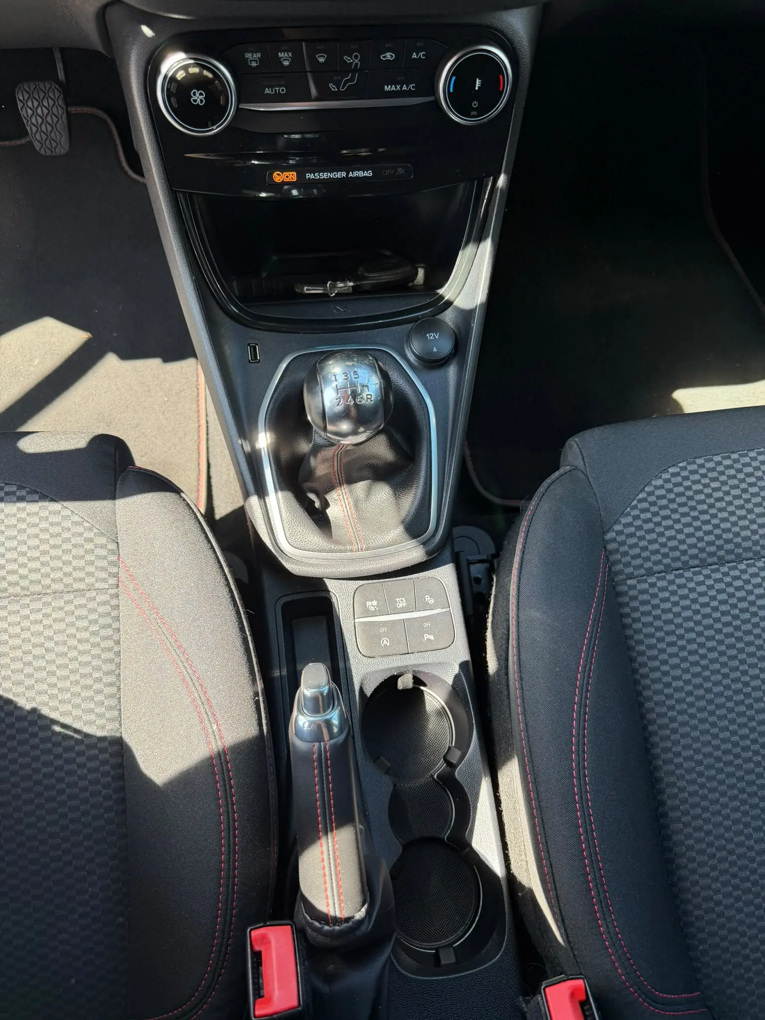 Ford Puma 1.0 EcoBoost MHEV ST-Line 12