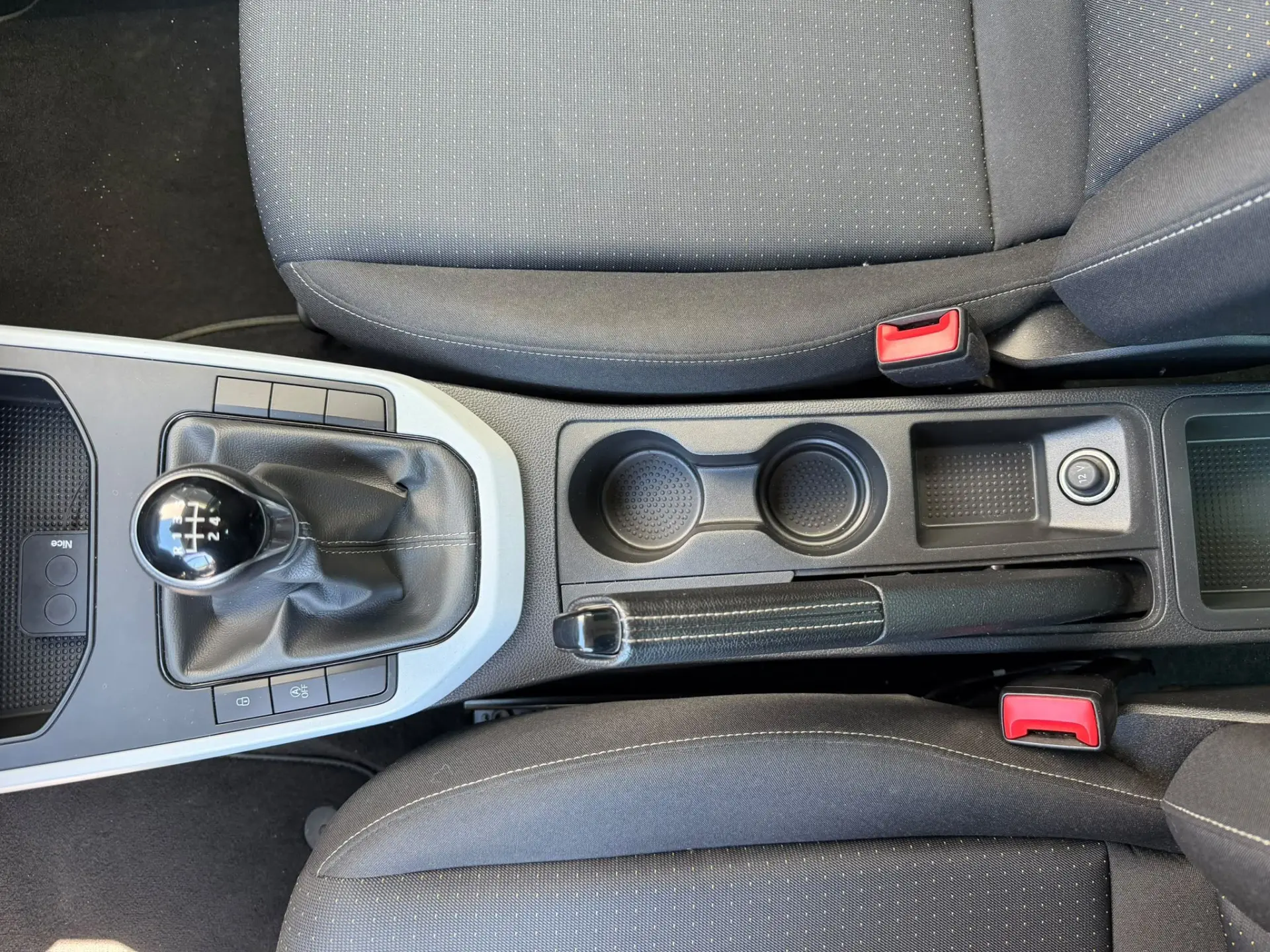 SEAT Arona 1.0 TSI Reference 11