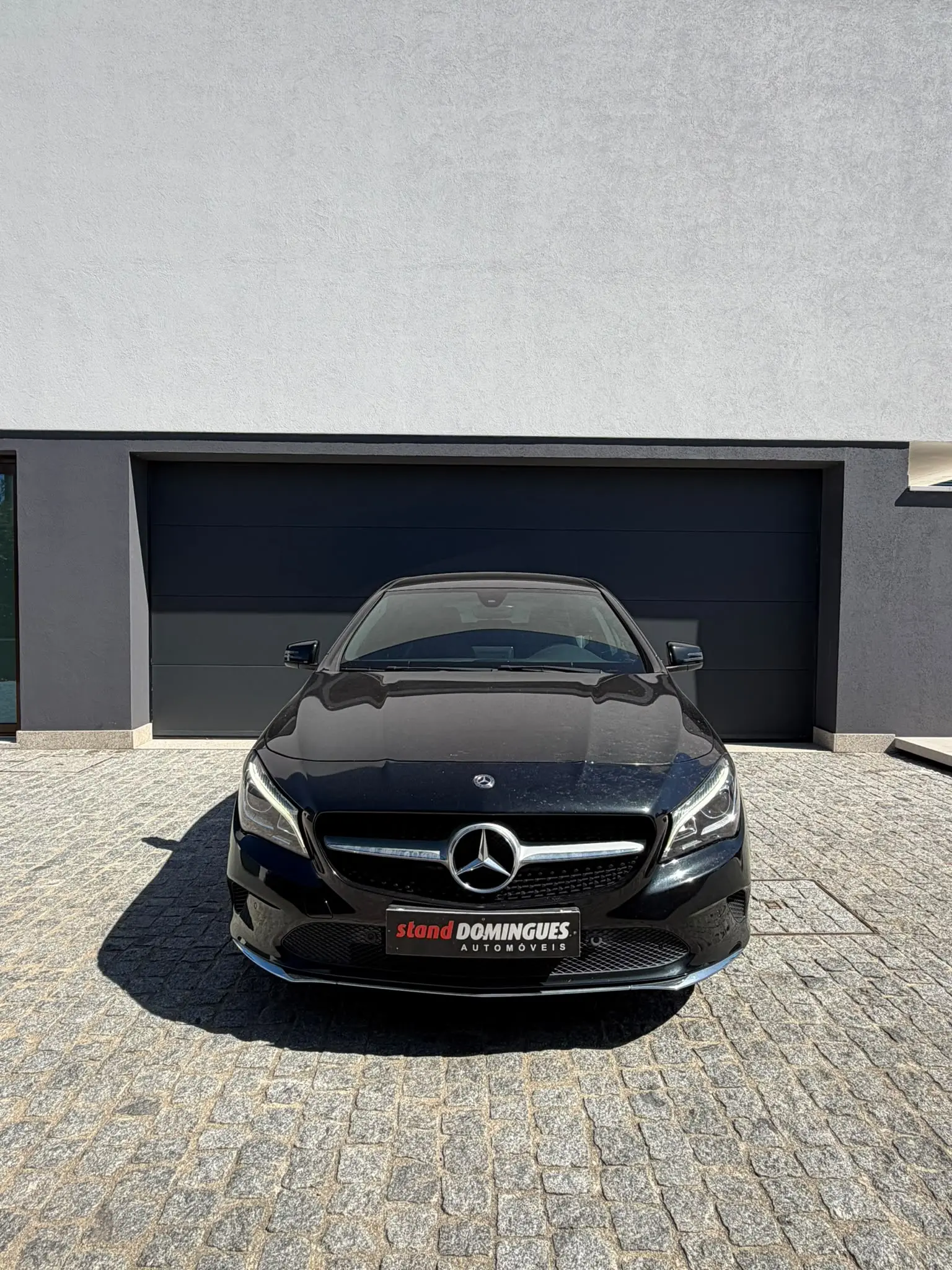 Mercedes-Benz CLA 180 d Shooting Brake Urban 3