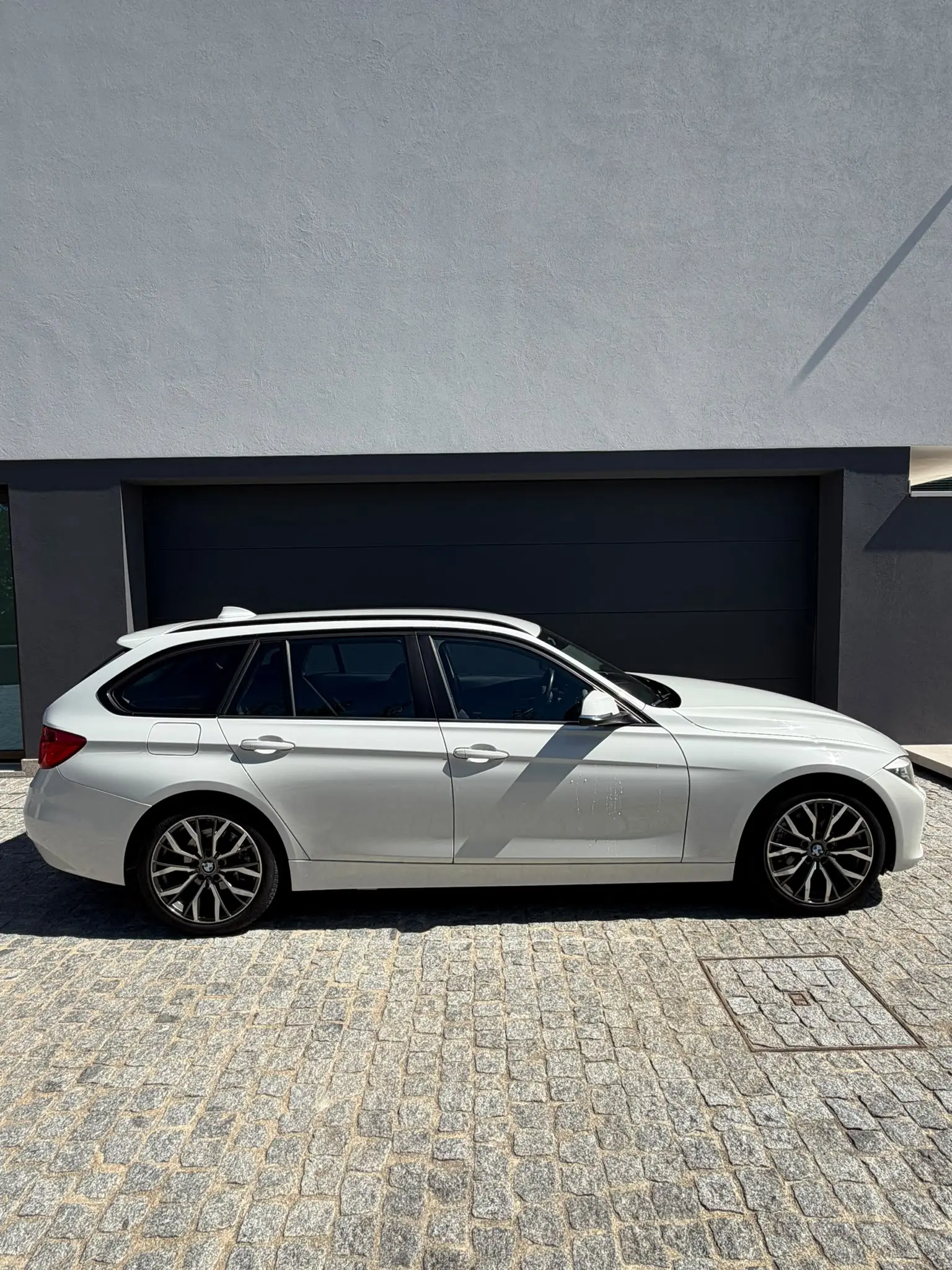 BMW 318 d Auto Line Luxury 2