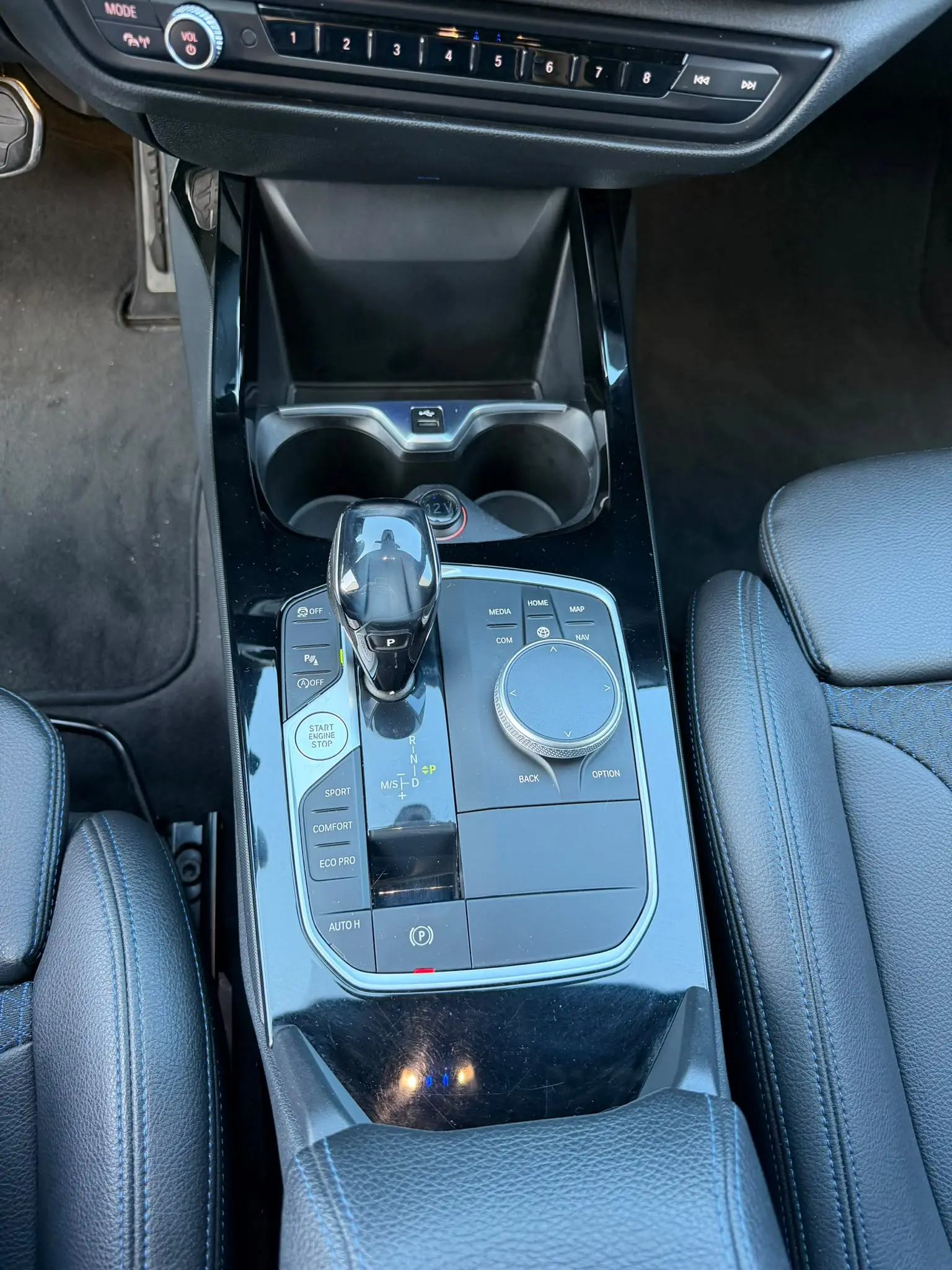 BMW 116 d Pack Desportivo M Auto 3