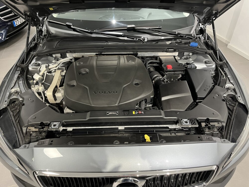 Volvo V60 D3 Momentum Plus 27
