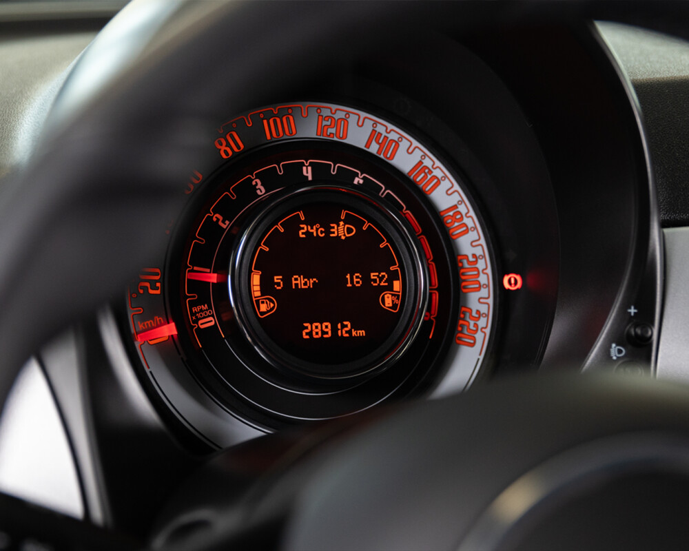 Fiat 500 Hybrid 10