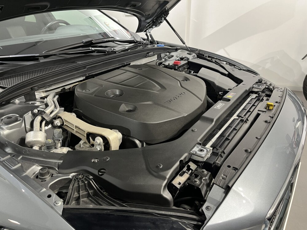 Volvo V60 D3 Momentum Plus 28