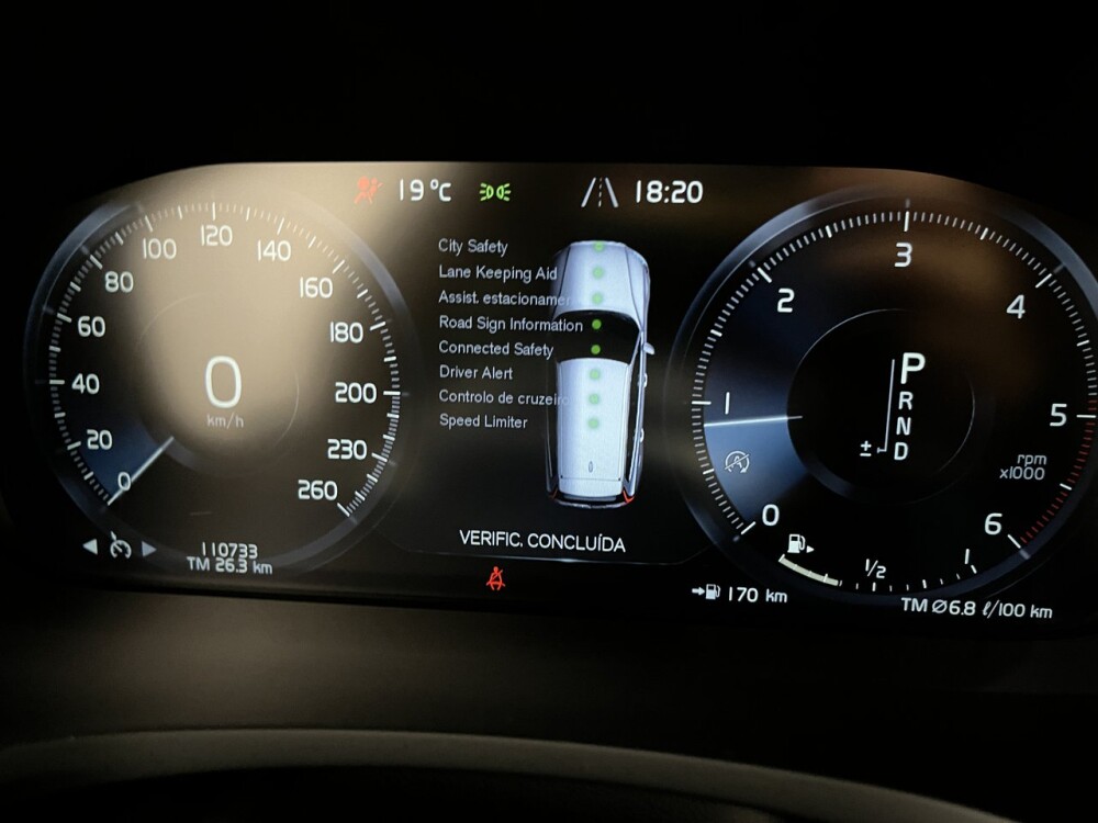 Volvo V60 D3 Momentum Plus 18
