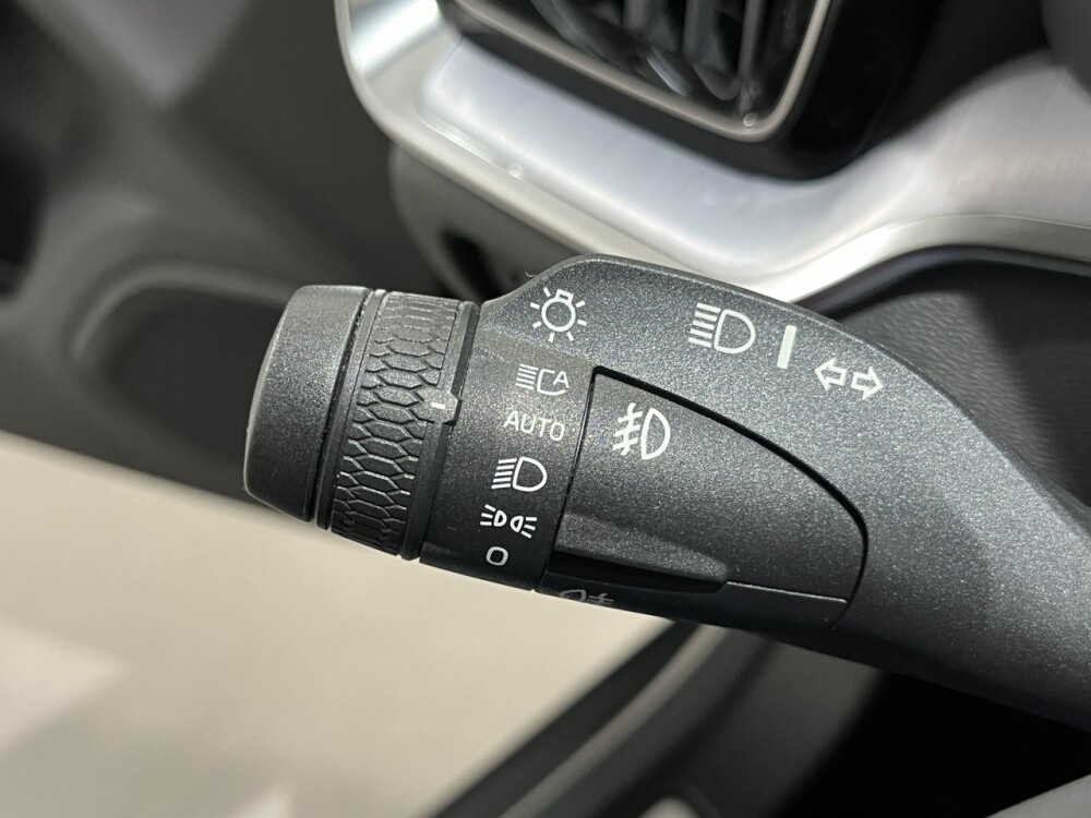 Volvo V60 D3 Momentum Plus 20