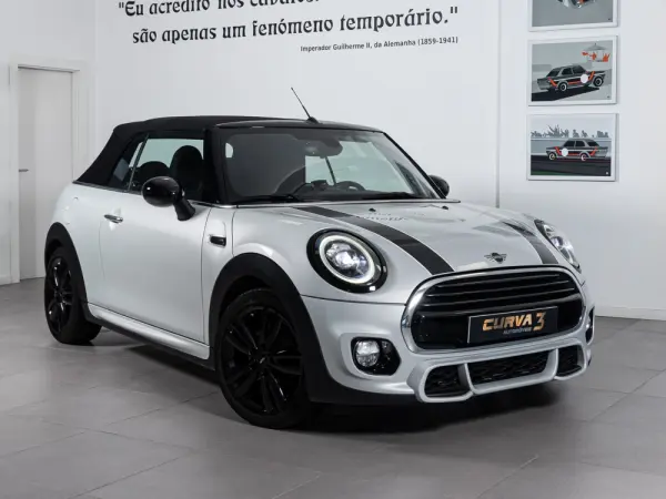 MINI Cabrio Cooper Premium Extra JCW Auto 5