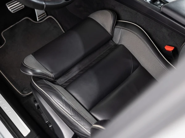Volvo XC 60 2.0 D4 R - Design 21