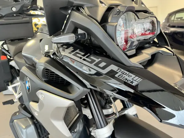 BMW R 1250 GS Adventure Triple Black 7