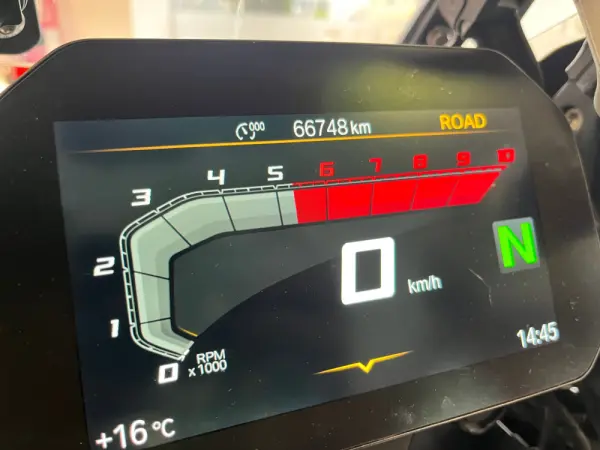 BMW R 1250 GS Adventure Triple Black 10