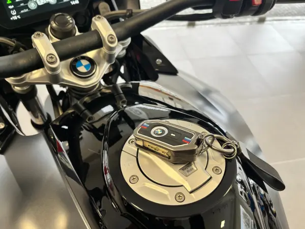 BMW R 1250 GS Adventure Triple Black 14