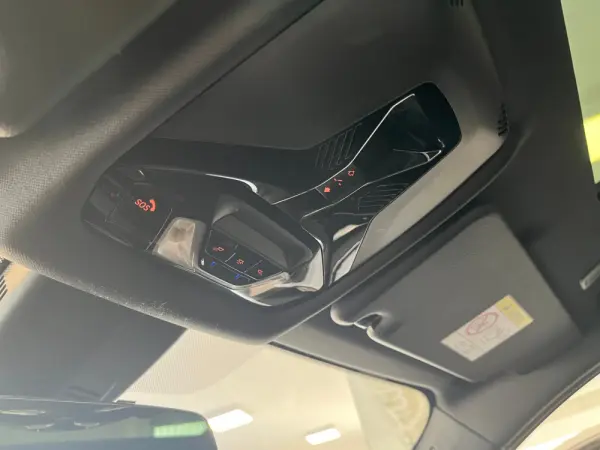 BMW 116 d Pack M Auto 35