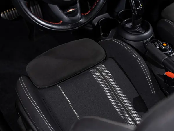 MINI Cabrio Cooper Premium Extra JCW Auto 16