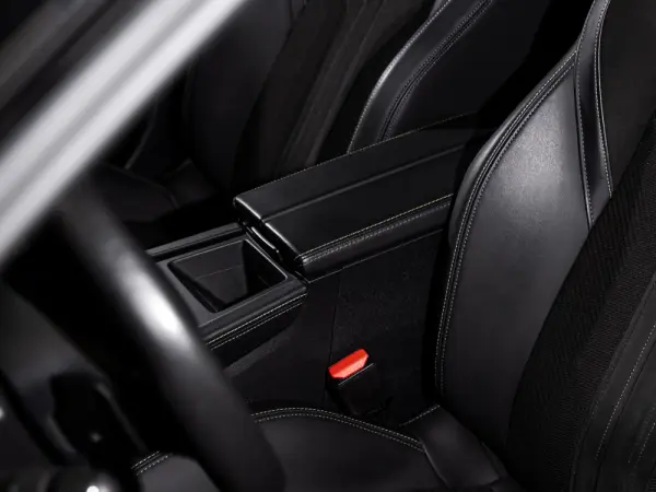 Peugeot 308 SW 1.6 Hybrid GT e-EAT8 30