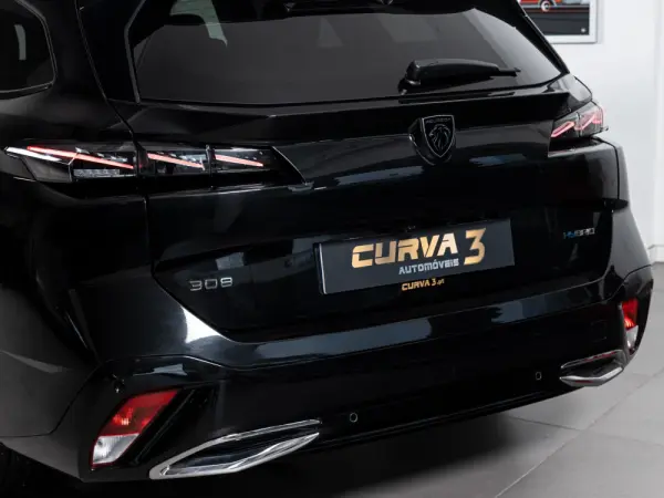 Peugeot 308 SW 1.6 Hybrid GT e-EAT8 9