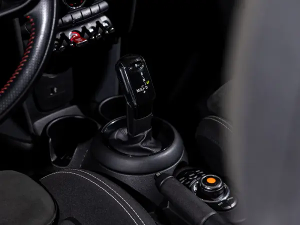 MINI Cabrio Cooper Premium Extra JCW Auto 14