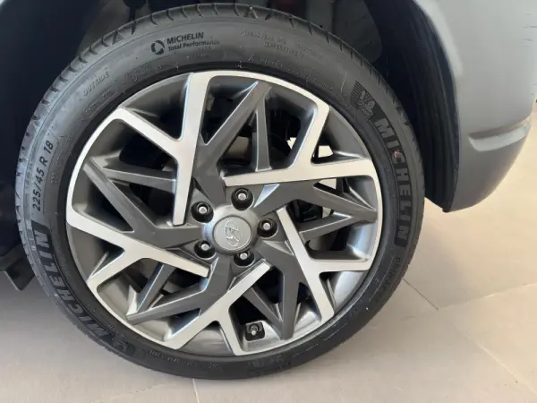 Hyundai Kauai 1.6 GDi HEV Premium Pack Plus 18