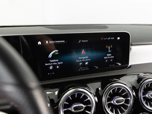 Mercedes-Benz A 200 AMG Line 16