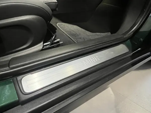 MINI Clubman One D Pack Chili II 13