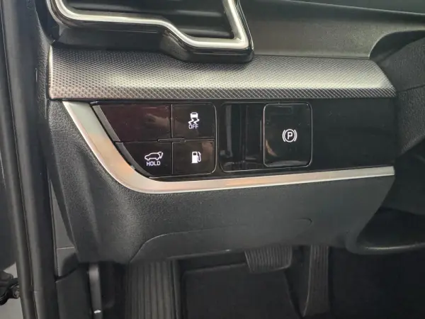 Kia Sportage 1.6 T-GDi PHEV Tech+SRF 16