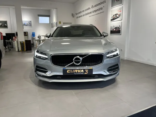 Volvo V90 2.0 D5 Momentum AWD Geartronic 2
