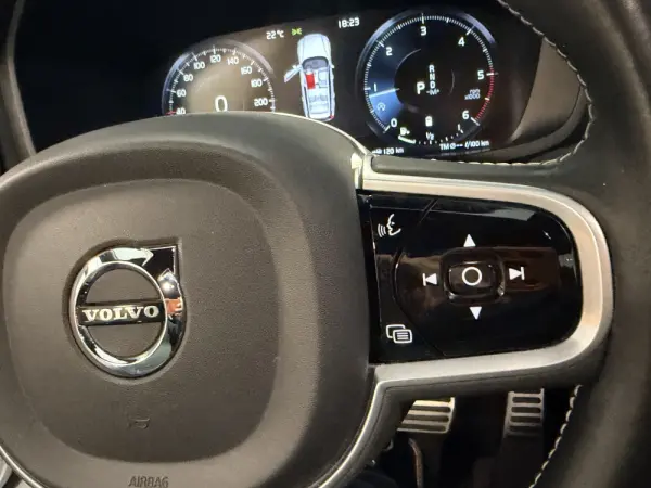 Volvo V60 2.0 B4 R-Design Geartronic 18