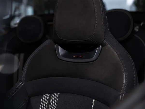 MINI Cabrio Cooper Premium Extra JCW Auto 25