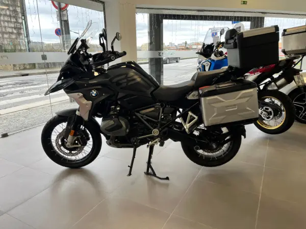 BMW R 1250 GS Adventure Triple Black 3