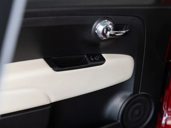 Fiat 500 1.0 Hybrid Dolcevita 18