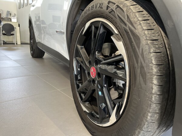 DS DS7 Crossback null 42