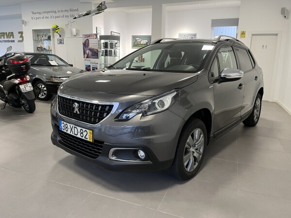 Peugeot 2008 Puretech Style 4